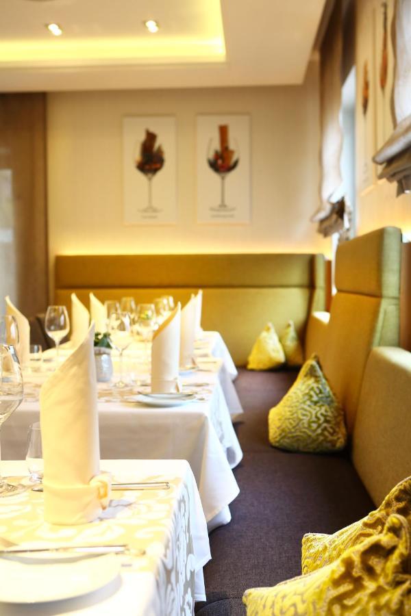 Weingut Matthias Dostert / Culinarium Hotel Nittel Exterior photo